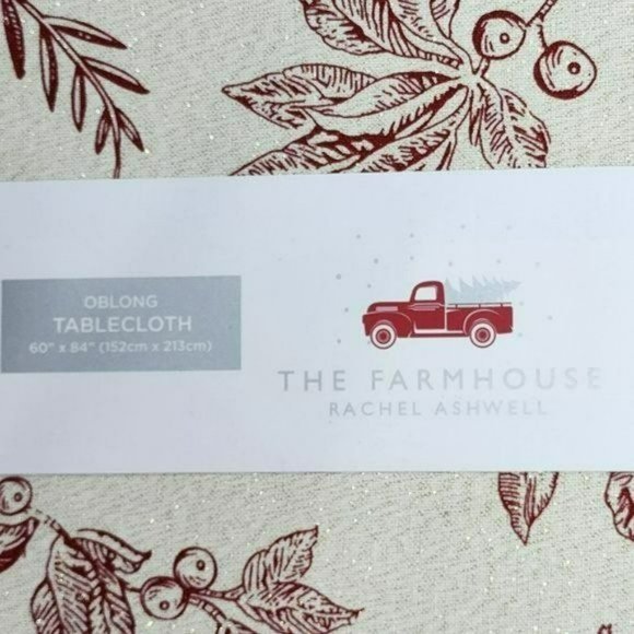 Rachel Ashwell Poinsettia Flowers Tablecloth 60x84in Oblong Gold Accents - Picture 4 of 12